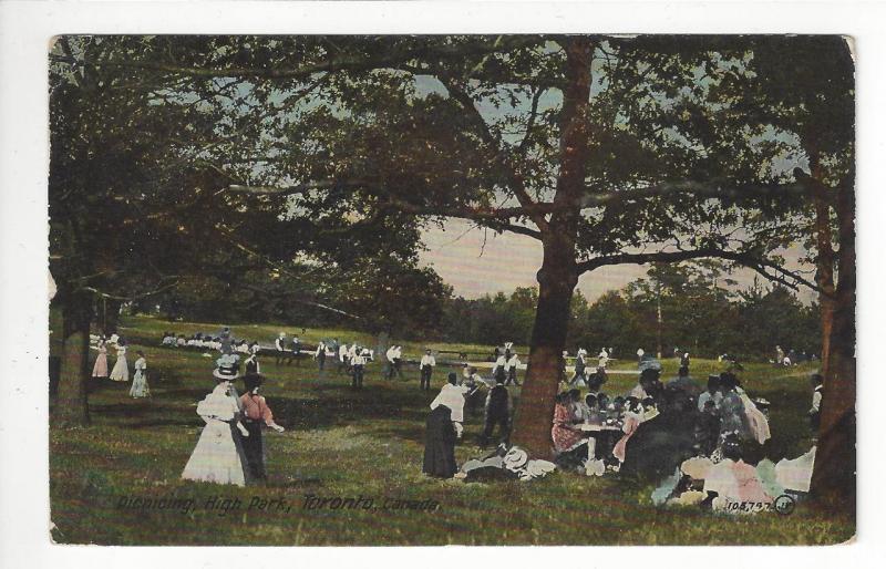 Posted 1920 Canada Postcard - Picnicing High Park, Toronto, Canada - (AU4)