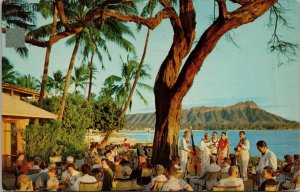 Diamond Head Terrace of the Halekulani Hotel Waikiki Beach Hawaii Postcard PC425