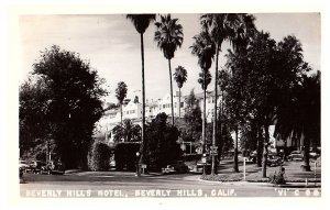 RPPC Postcard Beverly Hills Hotel Old Cars Palm Trees 1948