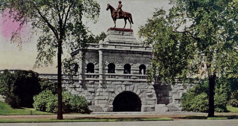 C.1910 Grant Monument In Lincoln Park, Chicago, IL Postcard P103 