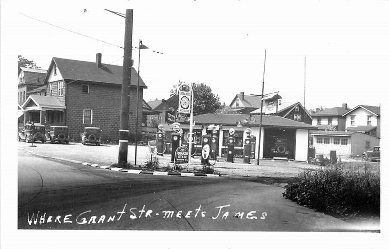 Atlantic Gas Station Punps 1960s Repro 1930s Image RPPC Photo Postcard 20-10745