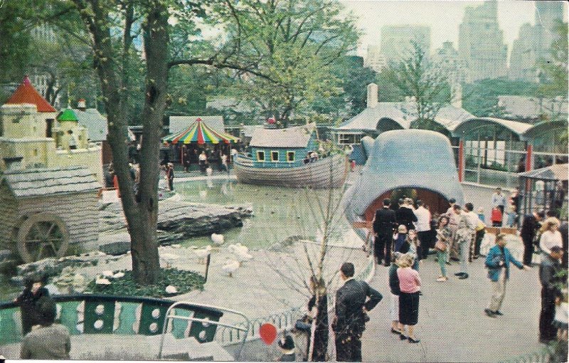 AMUSEMENT PARK, Children's Zoo, Central Park, New York, NY, Whale, Noah's Ark