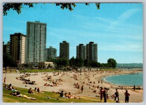 Beach Scene, English Bay, Vancouver, British Columbia, 1984 Chrome Postcard