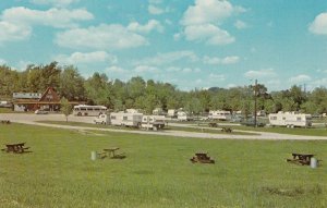 GOODLETTSVILLE , TN , 50-60s ; KOA KAMPGROUND