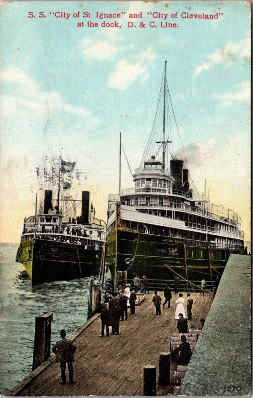 Postcard S.S. City of St. Ignace and City of Cleveland at the dock, D. & C. Line