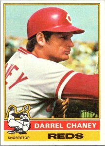 1976 Topps Football Card Darrel Chaney Cincinnati Reds sk13567