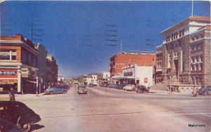 1940s GLOBE ARIZONA Broad Street automobiles Mike Roberts postcard 9425