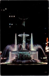 Fountain Square at Night, Tyler-Davidson Fountain Cincinnati OH Postcard U69