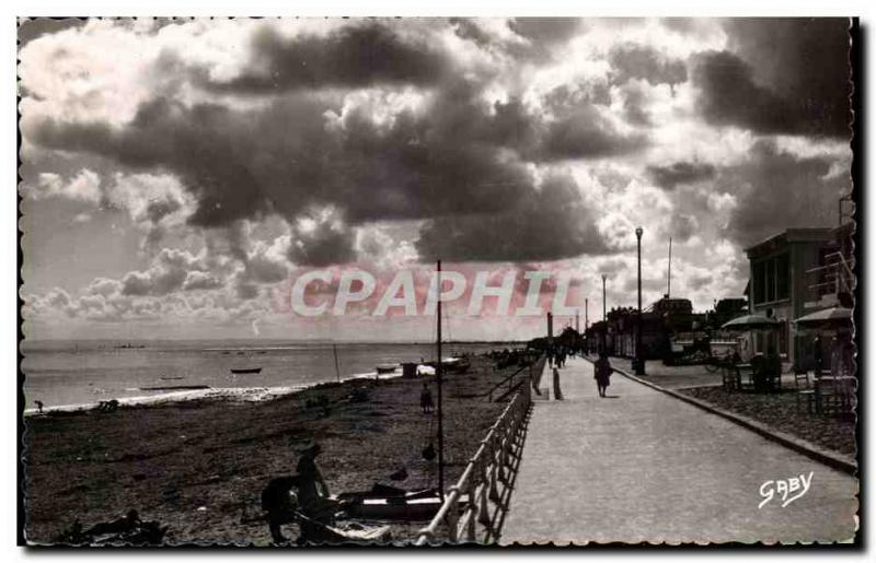 Old Postcard Luc sur Mer Backlight on the beach