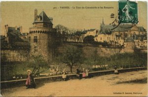 CPA VANNES-La Tour du Connetable et les Remparts (27637)