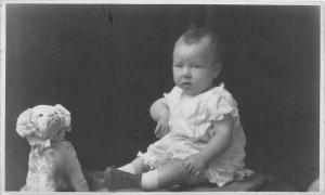 J38/ Interesting RPPC Postcard c1910 Cute Baby with Toy Stuffed Dog 231
