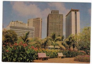 India 1990 Unused Postcard Mumbai Bombay Nariman Point Hotel Park