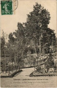 CPA Sissonne Jardin d'Horticulture FRANCE (1051963)