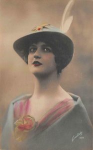 RPPC BEAUTIFUL WOMAN FEATHER HAT ITALY GLAMOUR KIVATISKY REAL PHOTO POSTCARD !!