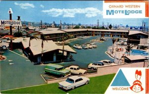 Oxnard, CA California OXNARD MOTELODGE Roadside Motel  50's CARS Chrome Postcard