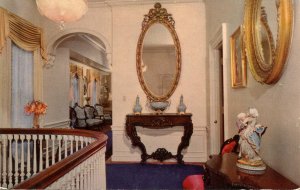 AL - Mobile. Bellingrath Gardens. Upstairs Hall inside the Home