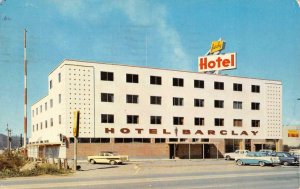 PORT ALBERNI, BC Canada  HOTEL BARCLAY 50's Cars ROADSIDE 1961 Chrome Postcard