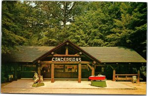 Postcard WV Bruceton Mills Cooper's Rock State Forest conecssion stand