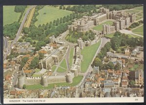 Berkshire Postcard - Aerial View of Windsor Castle    RR4535