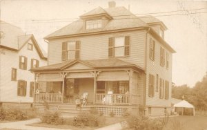 G52/ Holyoke Massachusetts RPPC Postcard 1907 Home Residence