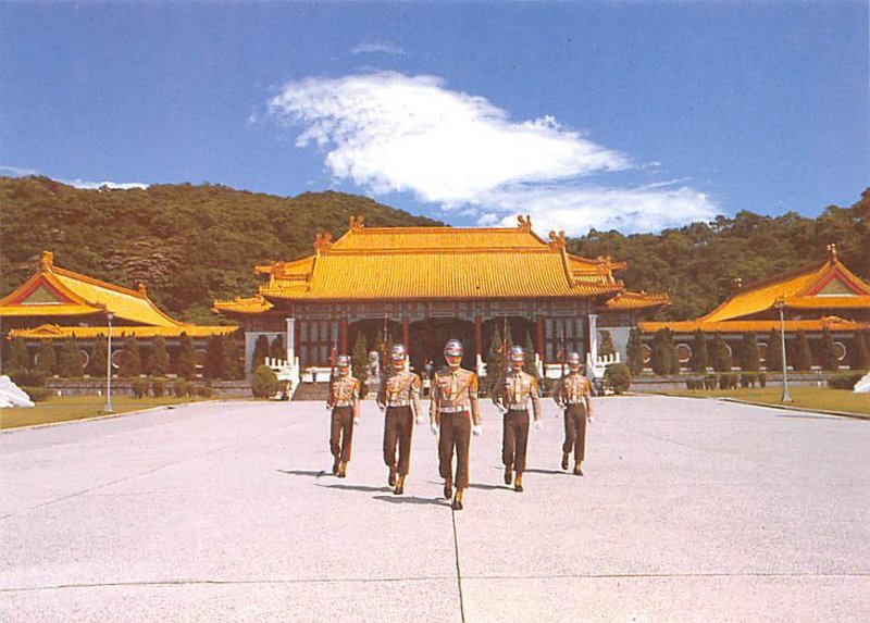 Honor Guards of ROC Marine Corps, National Revolutionary Martyrs' Shrine Chin...
