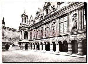 Modern Postcard La Rochelle CH March the XV century Town Hall frontage on the...