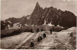 CPA CHAMONIX - La Mer de Glace et l'AIGUILLE (108966)