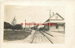 Depot, New Hampshire, East Wakefield, RPPC, Boston & Maine Railroad Station,1907