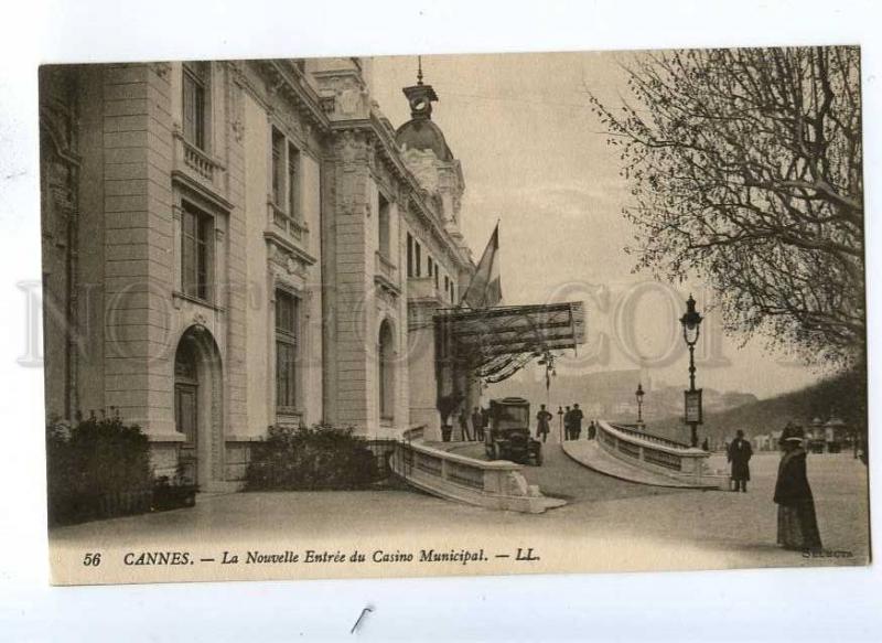 191734 FRANCE CANNES CAR near Casino Vintage postcard