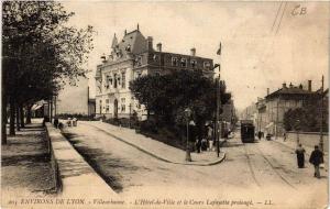 CPA Env. de LYON VILLEURBANNE - L'Hotel-de-VILLE et le Cours (614757)