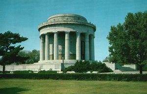 Vintage Postcard George Rogers Clark State Memorial Landmark Vincennes Indiana