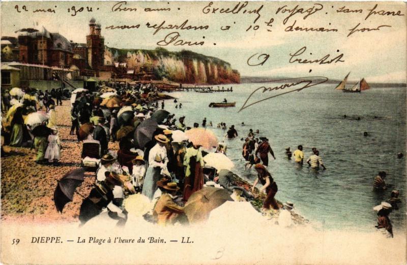 CPA DIEPPE-La Plage a l'heure du Bain (347323)