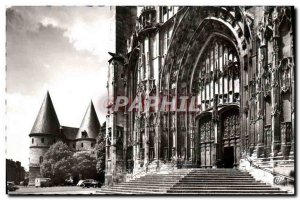 Modern Postcard Beauvais The Porch Of The Cathedral and the towers of the cou...