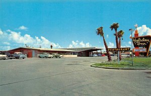 Holiday Inn, Brownsville, Texas US 77 & 83 Roadside ca 1950s Vintage Postcard