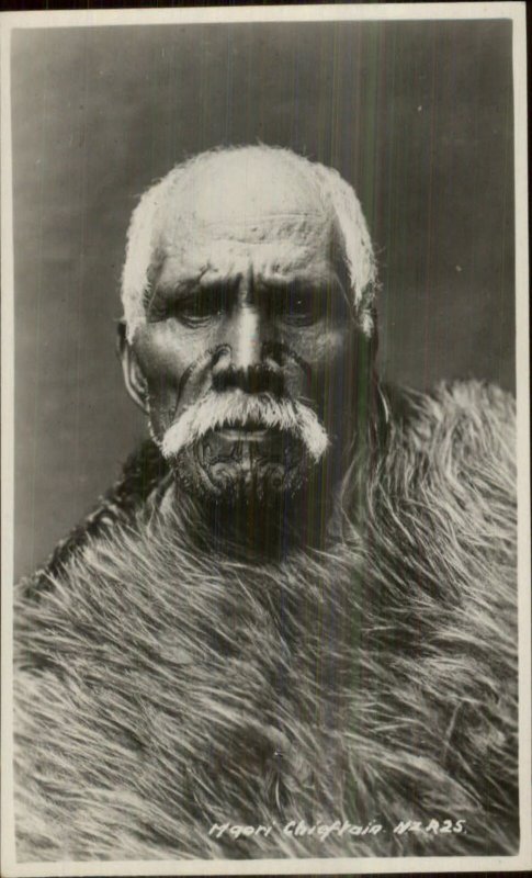 Ethnic Maori Chief New Zealand Face Tattoos Real Photo Card G19