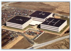 1981 Magnavox Electronic Systems Company Technical Center Fort Wayne IN Postcard