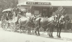 Auburn CALIFORNIA RPPC c1910 STAGECOACH Post Office MAIN STREET nr Roseville