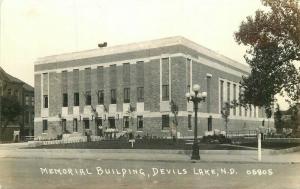 Devil's Lake North Dakota Memorial Building 1940s RPPC Photo Postcard 4146
