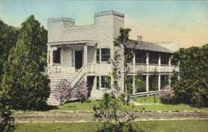 The Steamboat House - Huntsville, Texas