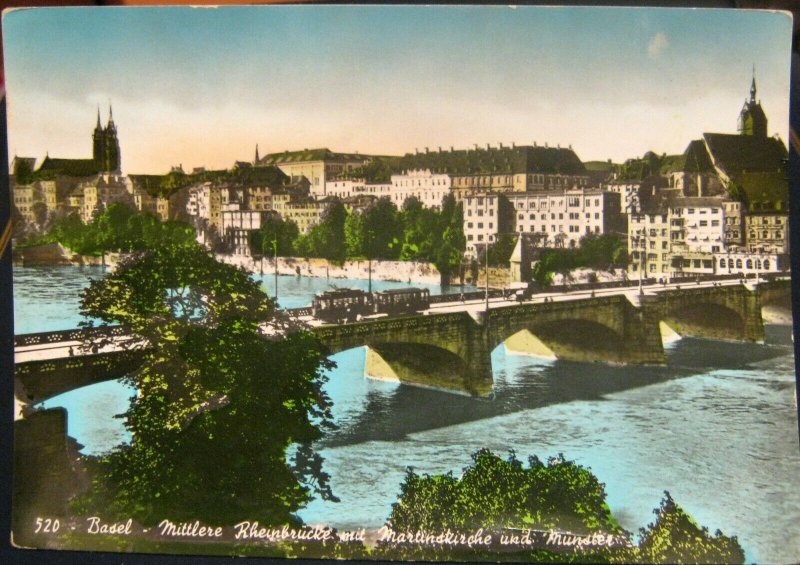 Switzerland Basel Mittlere Rheinbrucke mit Martinskirche und Munster - unposted