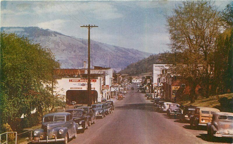 Hood River Oregon 1940s Automobiles Street Scene Roberts Postcard 21-10725 