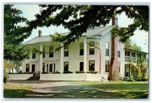 c1960 Welshfield Inn Stage Cleveland Youngstown Burton Ohio OH Vintage Postcard