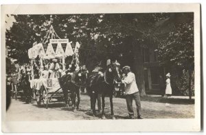 RPPC Postcard Advertising Onyx Hosiery Wagon Pulled Horses American Flags