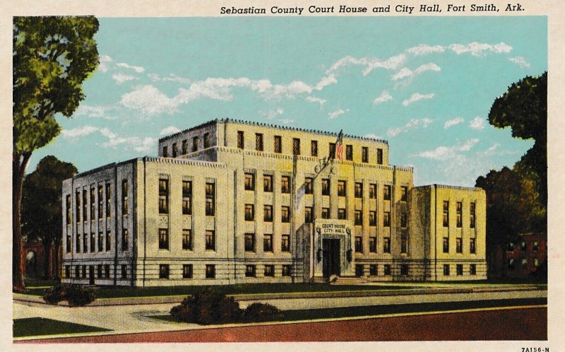 Postcard: Sabastian County Court House And City Hall, Fort Smith, Ark. Unposted 