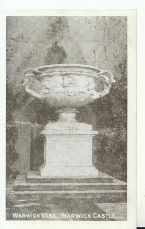 Warwickshire Postcard - Warwick Vase - Warwick Castle - Ref TZ9868