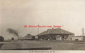 Depot, North Dakota, Larimore, RPPC, Great Northern Railroad Station, Train