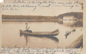 Man on canoe in Bridgeton, New Jersey