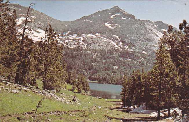 Big Sandy Lake in Wind River Range - Wyoming