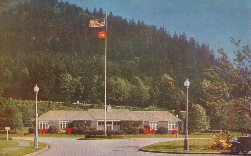 Administration Building Bonneville Dam Oregon-Washington Vintage Postcard