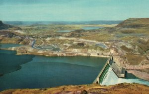 Vintage Postcard Grand Coulee Dam Mighty Columbia River Biggest Structure WA